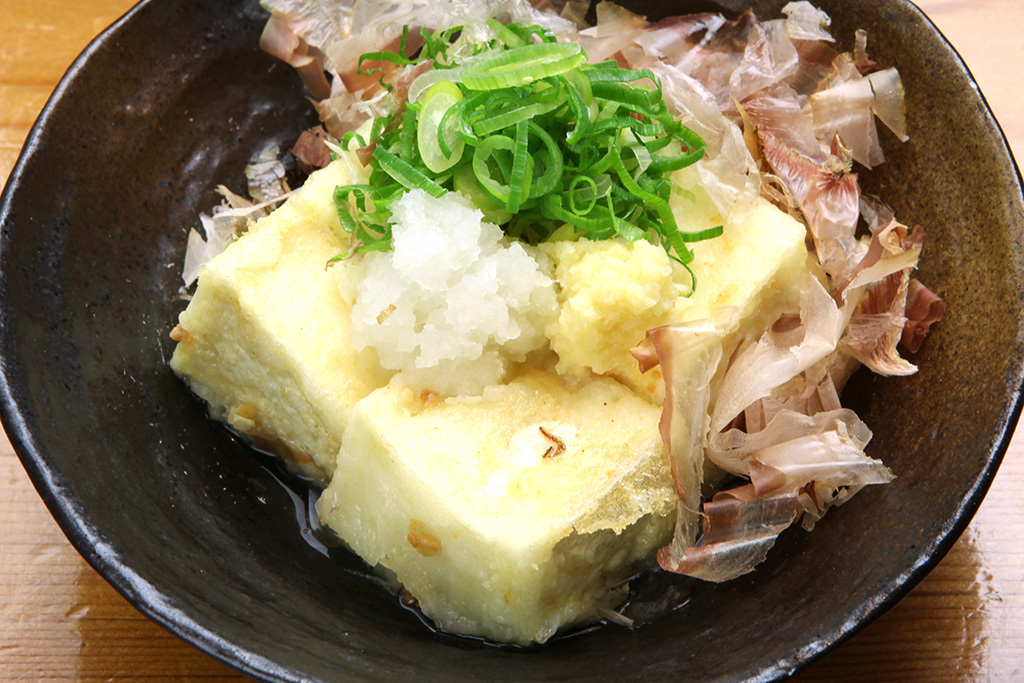「揚出し豆腐」特製出汁が味の決め手！
